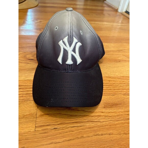 New York Yankees Adjustable Gray Purple Puma Baseball Hat Cap - Picture 1 of 11